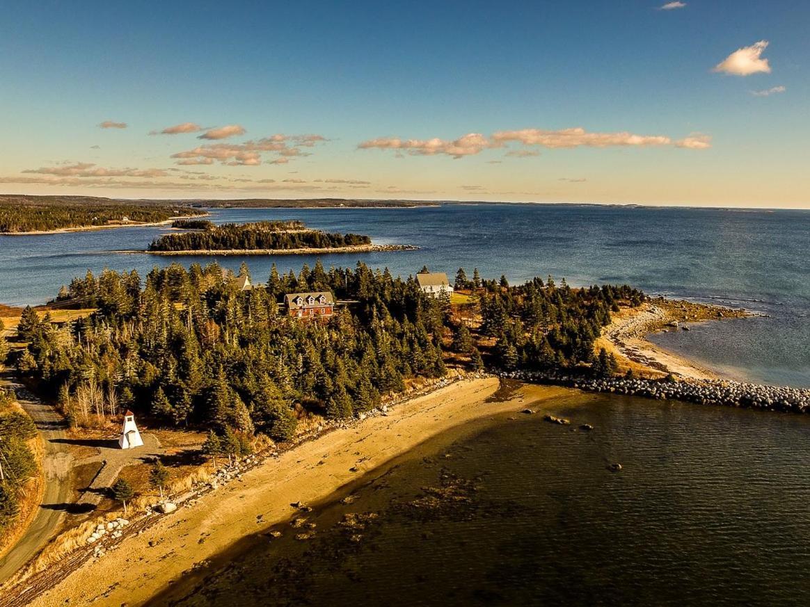 Seawind Landing Country Inn Larry's River Kültér fotó