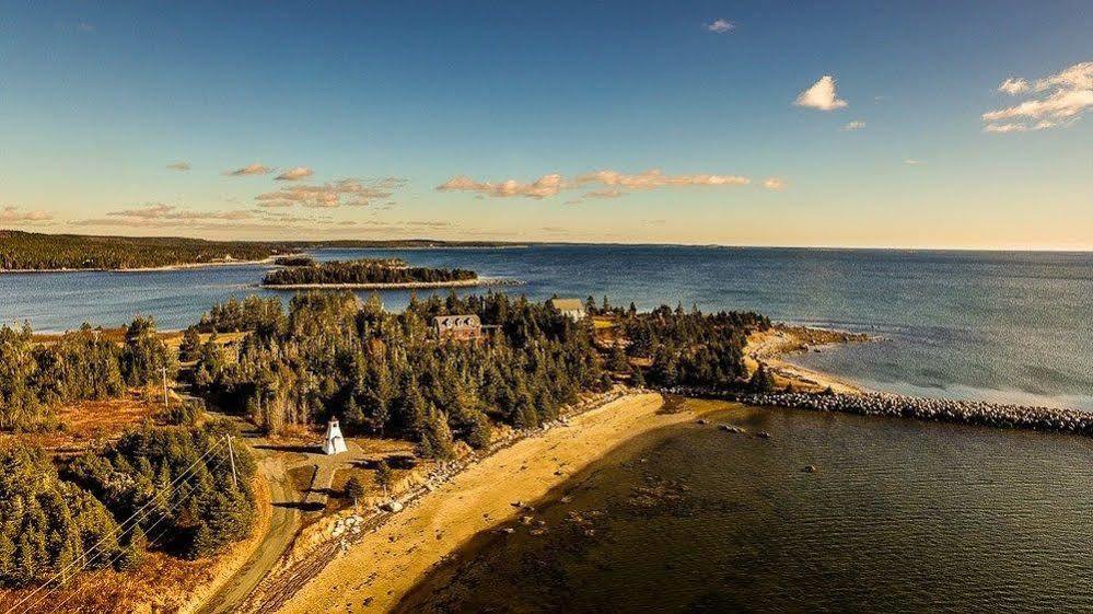 Seawind Landing Country Inn Larry's River Kültér fotó