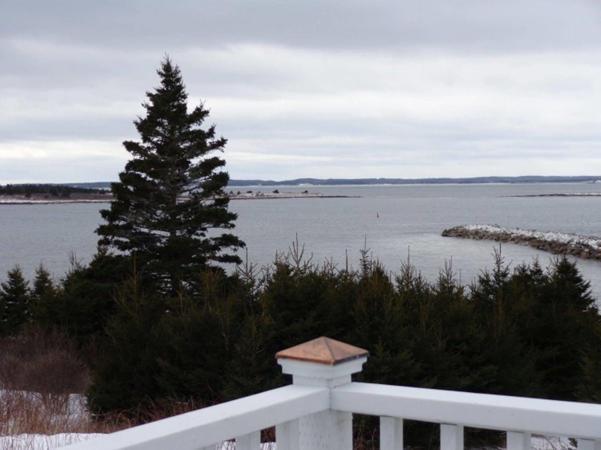 Seawind Landing Country Inn Larry's River Kültér fotó